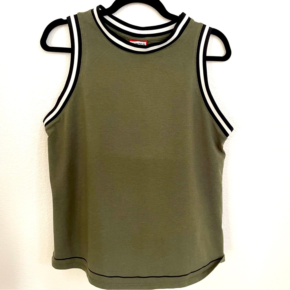 Hunter High Neck Contrast Trim Size L NWOT - Picture 3 of 9